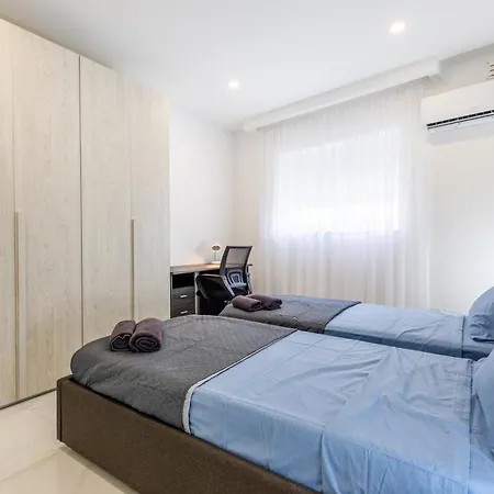 Spacious, Bright&terrace Views By Quicktrips Bahar ic-Caghaq