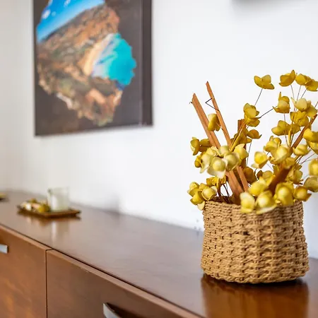 Apartment Spacious, Bright&terrace Views By Quicktips Bahar ic-Caghaq